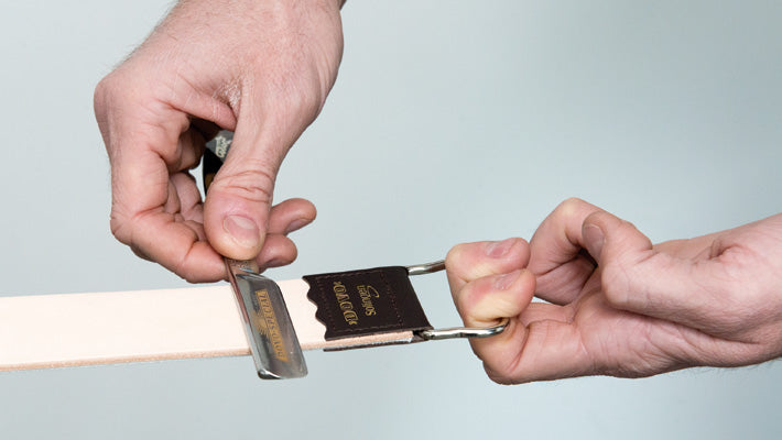 How to Strop a Straight Razor