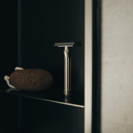 Blackland Blackbird Double-Edge Razor Razors & Razor Blades