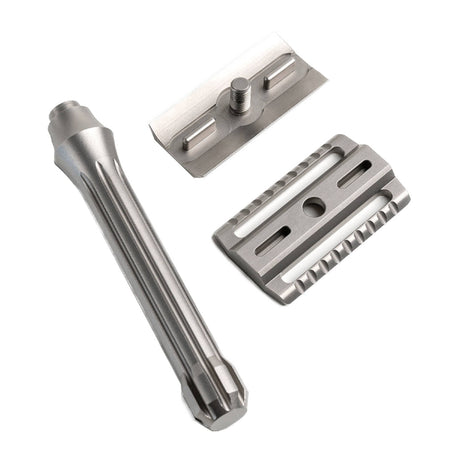 Blackland Blackbird Titanium Double-Edge Razor Razors & Razor Blades