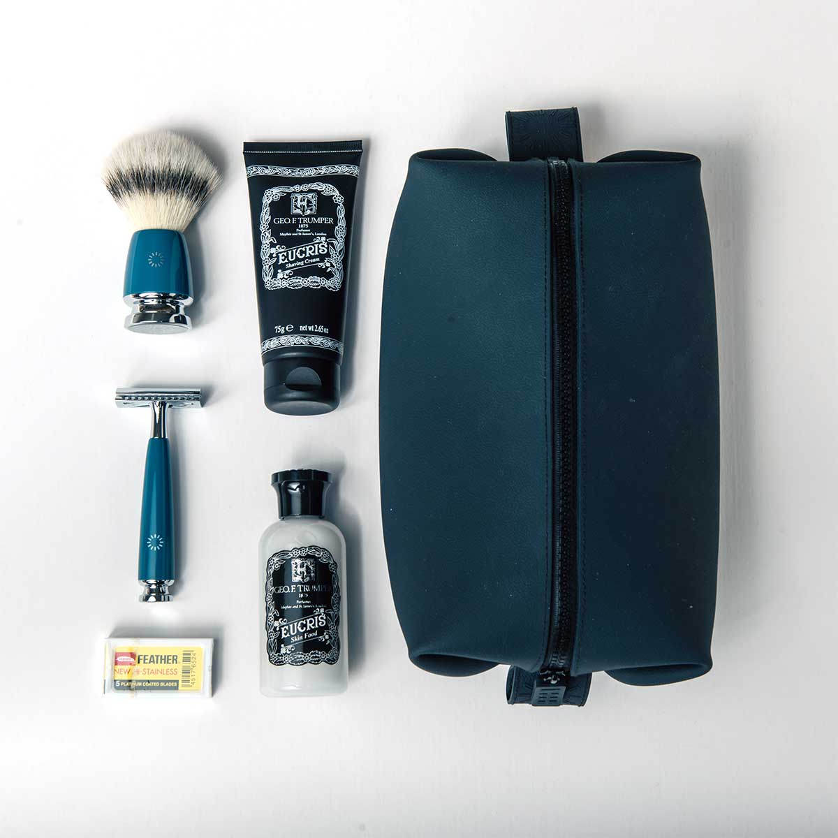 NOAH Shave Kit